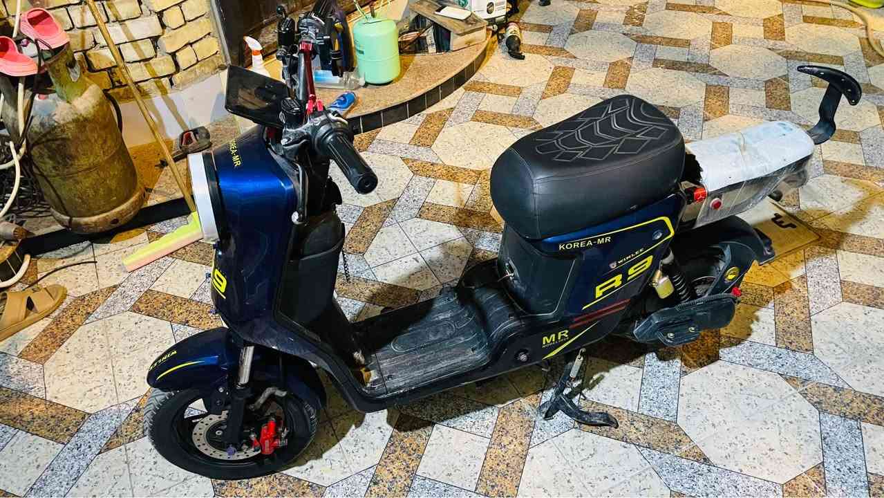 دراجه شحن R9 لون نيلي نضيفه جدن كهرباىياتهه كله على لبلادي بطارياتهه كلش قويات رايدهه ٤٢٥ مكاني ابو الخصيب محيله البصرة, العراق


**إذا كنت صاحب هذا الإعلان وتريد حذفه لأي سبب، رجاءا أرسل رسالة إلى الدعم الفني**