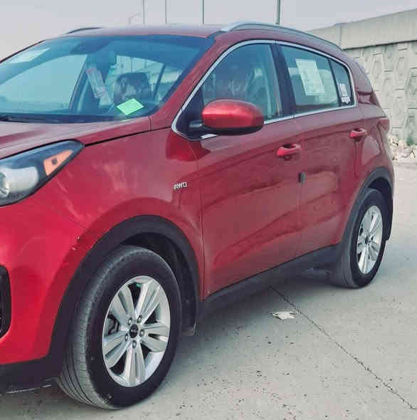 من رخصت مدير الكروب المحترم السلام عليكم كيا سبورتج ٢٠١٨ وارد أمريكي رقم بغداد انكليزي حادثة بنيد مبدل  فقط بدون ايرباك السياره ماشيه ١٠٠ الف فول عدا الفتحه كراسي جلد شاشه كبيره كامره خلفيه بصمه تشغيل عن بعد  هند بريك بالرجل فور ويل تبريد قطعتين لايتات زنون بلادي كير مكينه شرط مامفتوحات صدر أمامي وخلفي جديد تخم تاير تبريد شغال السعر   (   ١٥٥  ) بيهه مجال الاتصال  ***********  مكان بغداد
