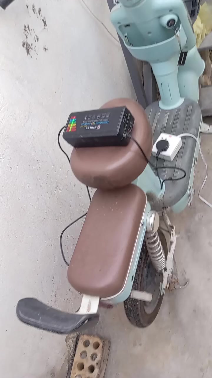 السلام عليكم دراجه شحن حجم 14 و 3 ساعات سرعتها 60 بصمه وسويج و بلوتوث سعرها 225 الف مكاني حي الجهاد


**إذا كنت صاحب هذا الإعلان وتريد حذفه لأي سبب، رجاءا أرسل رسالة إلى الدعم الفني**