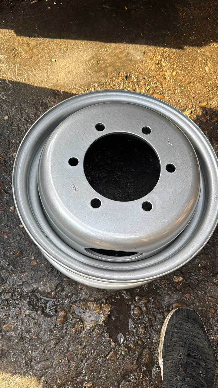 سلام عليكم
وصول حاويه ويل كوري ١٤  ثقيل ٤٥ كيلو الواحد

موجود الخمس فتحات طب صيني

تحوير ستدات ٢٧ الماني

تحويره ٦٠ الف كامل

يوجد تايرات ١٤ ريدز

ريداكس

باترس

لاسه

العنوان بغداد شيخ عمر 

***********منتظر البدري

توصيل كافت محفضات العراق
