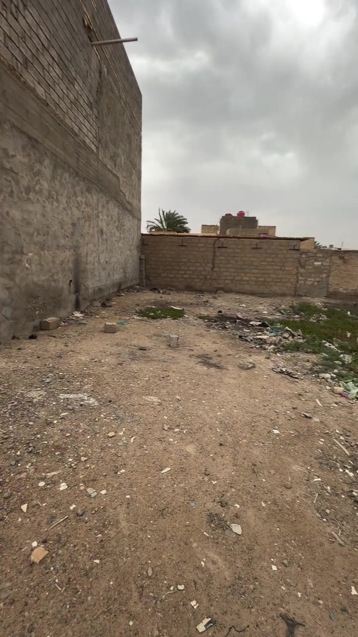 قطعة ارض للبيع التفاصيل مذكورة بالفيديو 
📍 الموقع: منطقة الخمسة الاف 
📐 المساحة: 100 متر   (الوجه 7.70  × النزال 13)
📆 السعر 15 مليون 
✔️💡فرصة ذهبية  
وفر وقتك وجهدك!📞 للاستفسار والتواصل:📲 *********** / *********** /***********
 – ركن باريس للوساطة العقارية  #بيع______شراء______تعقيب
