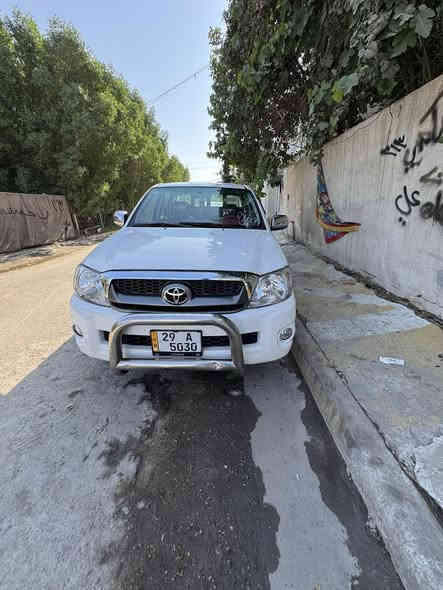 سلام عليكم بيكم هايلوكس 2009 سياره كير مكينه اكسل خير من الله بسمي رقم واسط سونار مرفوع بل صور مكاني بغداد شعب *********** 
سعر 145وبيه مجال
