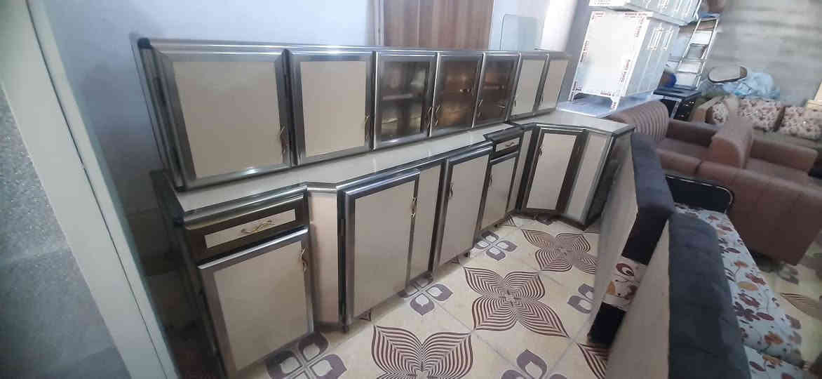 معرض العماد//كاونتر تفصال بدون سنك 4 امتار زاويه مستخدم نضيف اي عيب مبي للأستفسار ***********//*********** كركوك, العراق
