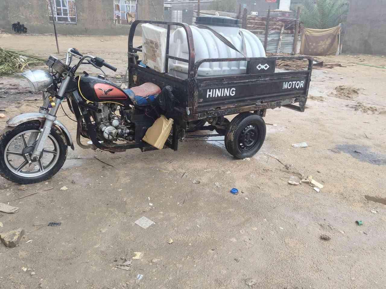 سلام عليكم ستوته  ستوتة لبيع نضيفة موديل 15 محرك نضيف 2020 كهربيات شغلة شاصي نضيف  بدون وراق سعر 650 بيهه مجال ***********
