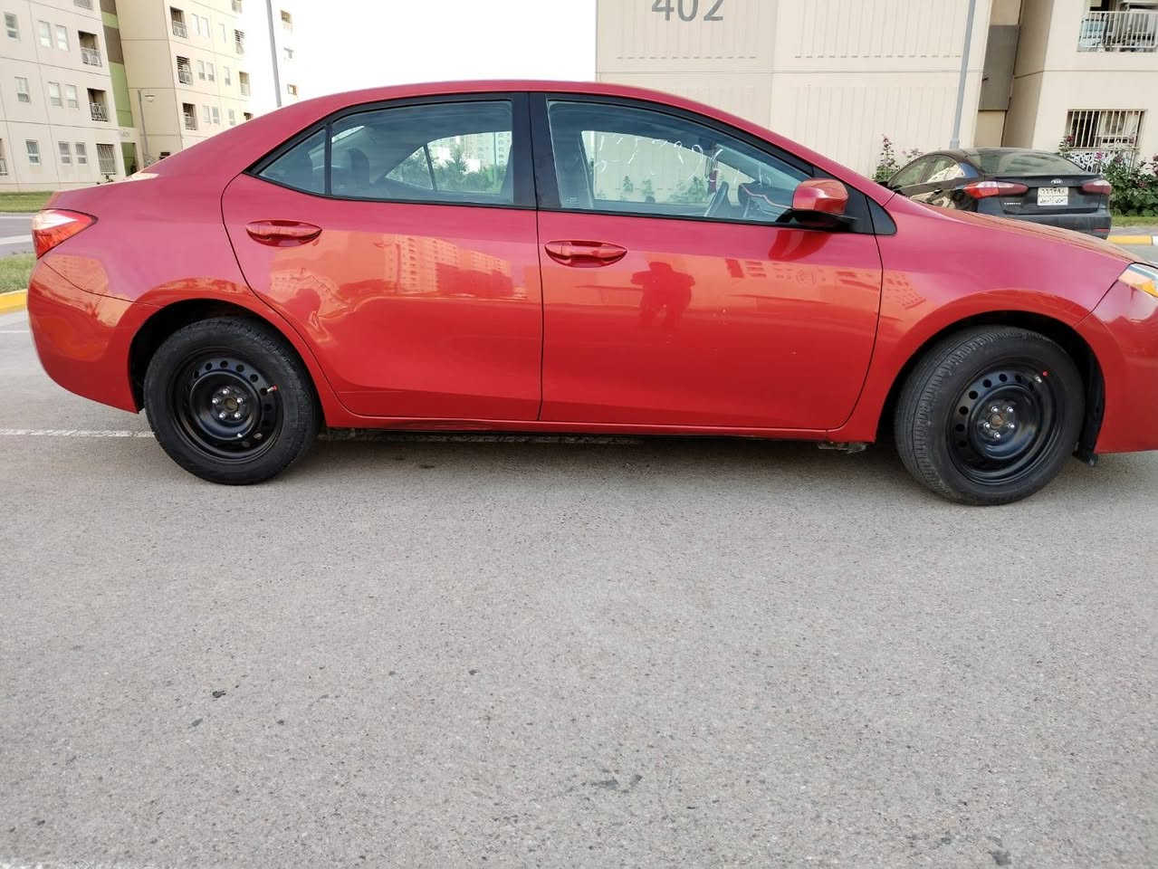 سلام عليكم للبيع كورله موديل 2017 رقم سليمانيه بأسمي ماشيه 107 مايل صور الحادث والسونار بلمنشور سياره كامله من كولشي مكان سياره بغداد مجمع بسمايه 
وسعر 135 وبيها مجال ***********
