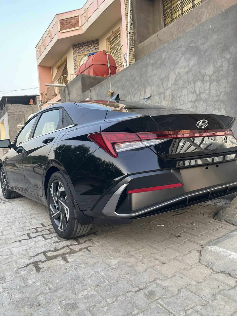 #للبيع
النترا هايبرد رقم بغداد موديل2025  فول لمتد اعلى فئة بالهايبرد حادث خلفي بسيط بدون تبديل بدون ايرباك 

متواجد واتساب 

***********

***********
