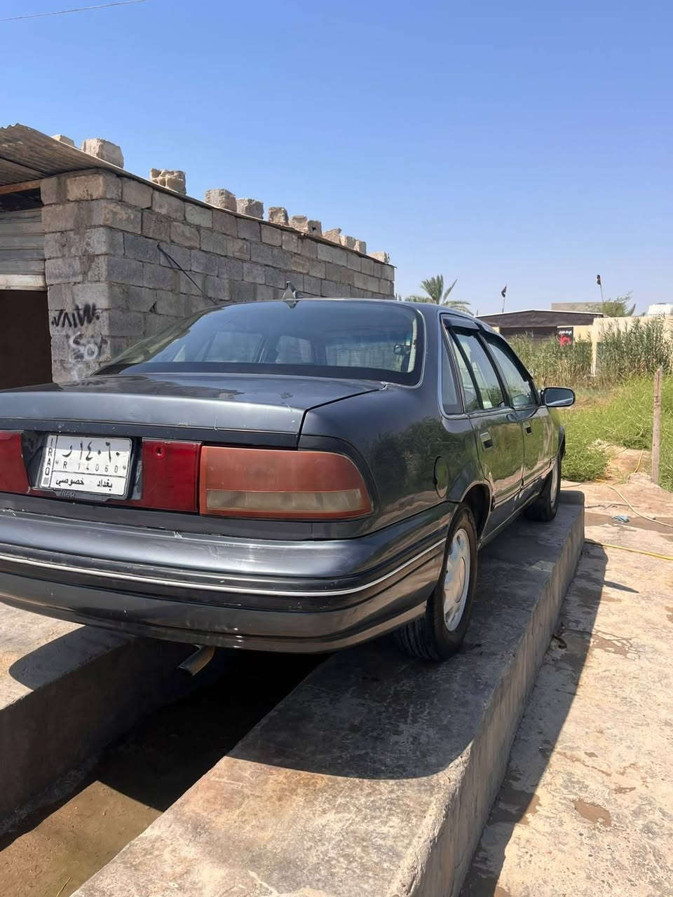 السلام عليكم 
برنس للبيع رقم بغداد جاهزه 
تبريد ثلج ويه السويج مكان بابل مشروع المسيب 
رقم الهاتف ***********
