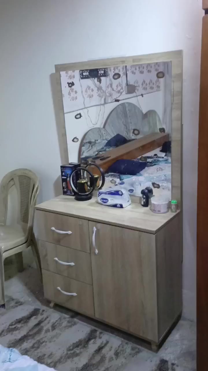 للبيع كل الغراض ما ابيع شغله وحده    ‭0773 552 5713‬
