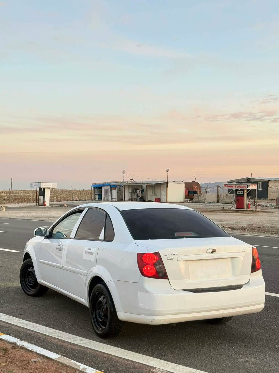 شوفرليت ئوپترا موديل 2012گير عادى 
گيرومه كينه و ته بريدى به شه رت
سه نه وى نويه جائيزه 
يه ك دوسه و سه ر هيلاليكى بوياخه 
بى ليدان پشت و پيش كه پس 
شوين كويه *********** كويسينجاك, أربيل
