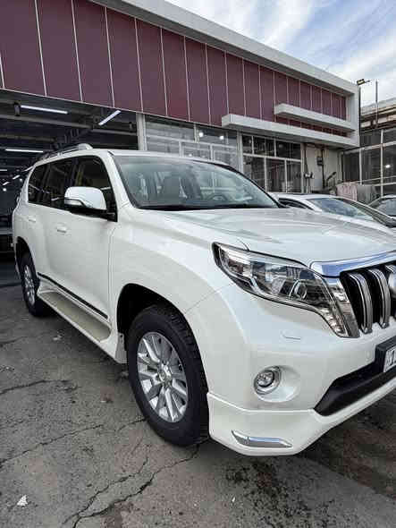 برادو 2017
VX
اعلا فئة بل برادو فول 1ع1
مكفولة كفالة عامة من كلشي سيارة طك كارتون
صبغ بارد تبديل نكراش من كلشي مكفولة كلش جديدة
4 كامرات
كراسي حار بارد جلد
كلش كلش حلوة السيارة ولوك 
رايدها ب37.500$ بيها مجال ترهم مراوس 
مكاني بغداد
***********
