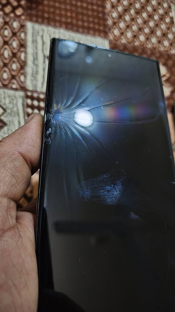 سلام عليكم s 23 امفطره الكلاسه الجهاز شغال اي شي ما بي لمس قلم كله شغال كارتونه وياه شرق اوسط سعره 300الفطر مثل ما موضح بالصوره


**إذا كنت صاحب هذا الإعلان وتريد حذفه لأي سبب، رجاءا أرسل رسالة إلى الدعم الفني**