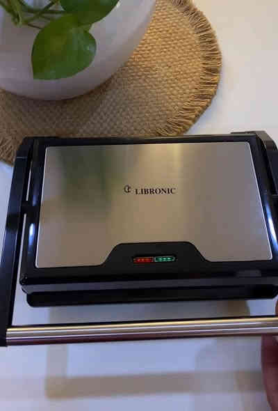 كابسة صاج ماركة ليبرونيك جودة عاليه جدا السعر ٢٥ الف ضمان الجودة العالية مع الضمان تبديل واسترجاع فحص وتشغل قبل الدفع للمندوب للحجز *********** واتساب أو راسلوني
