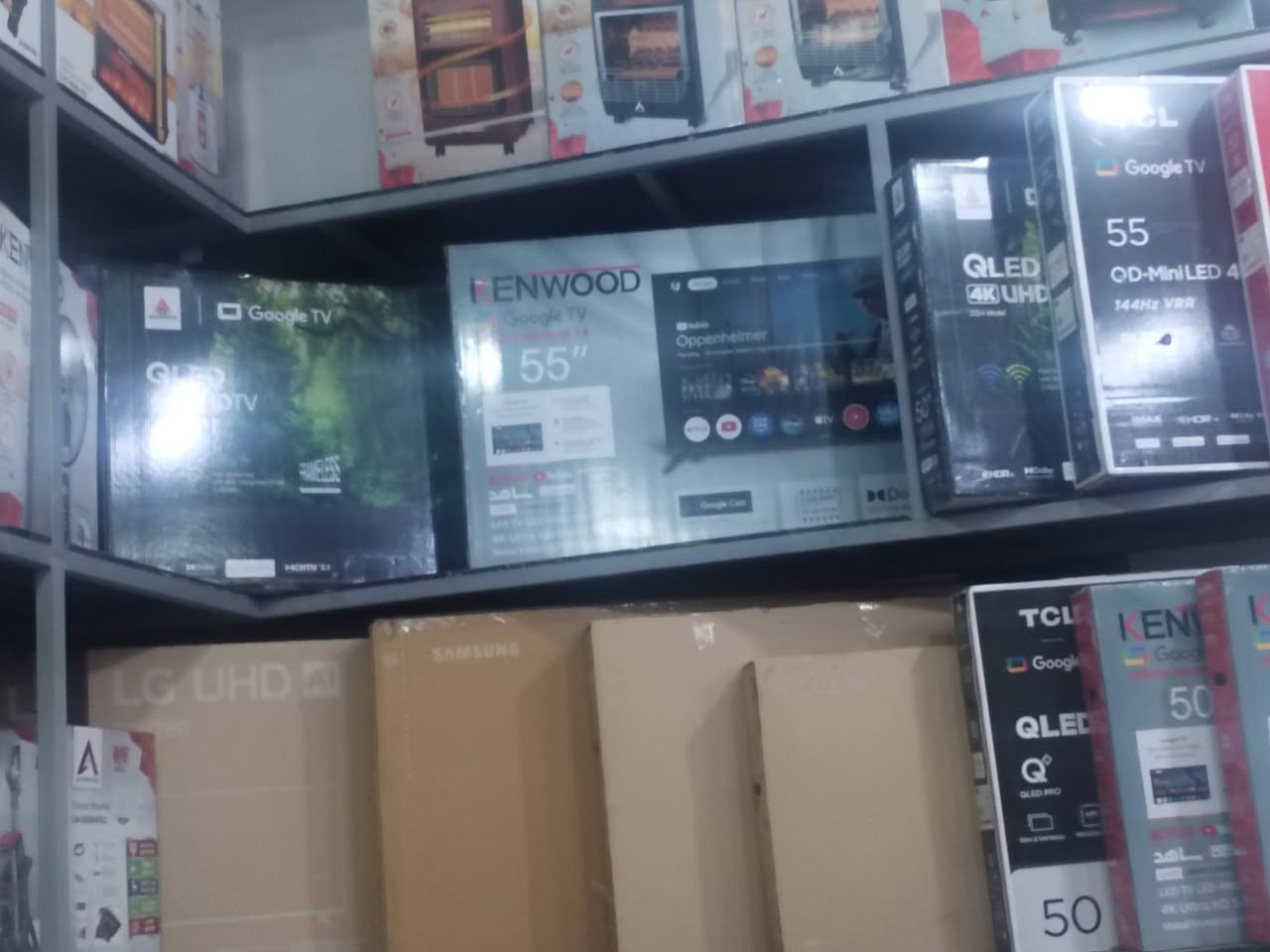 يتوفر لدينا شاشة تلفاز سمارت مختلف الماركات والأحجام كما موضح في الصور نقدا وبالتقسيط 
#جمعيةبيتي
#للبيع بالتقسيط


**إذا كنت صاحب هذا الإعلان وتريد حذفه لأي سبب، رجاءا أرسل رسالة إلى الدعم الفني**