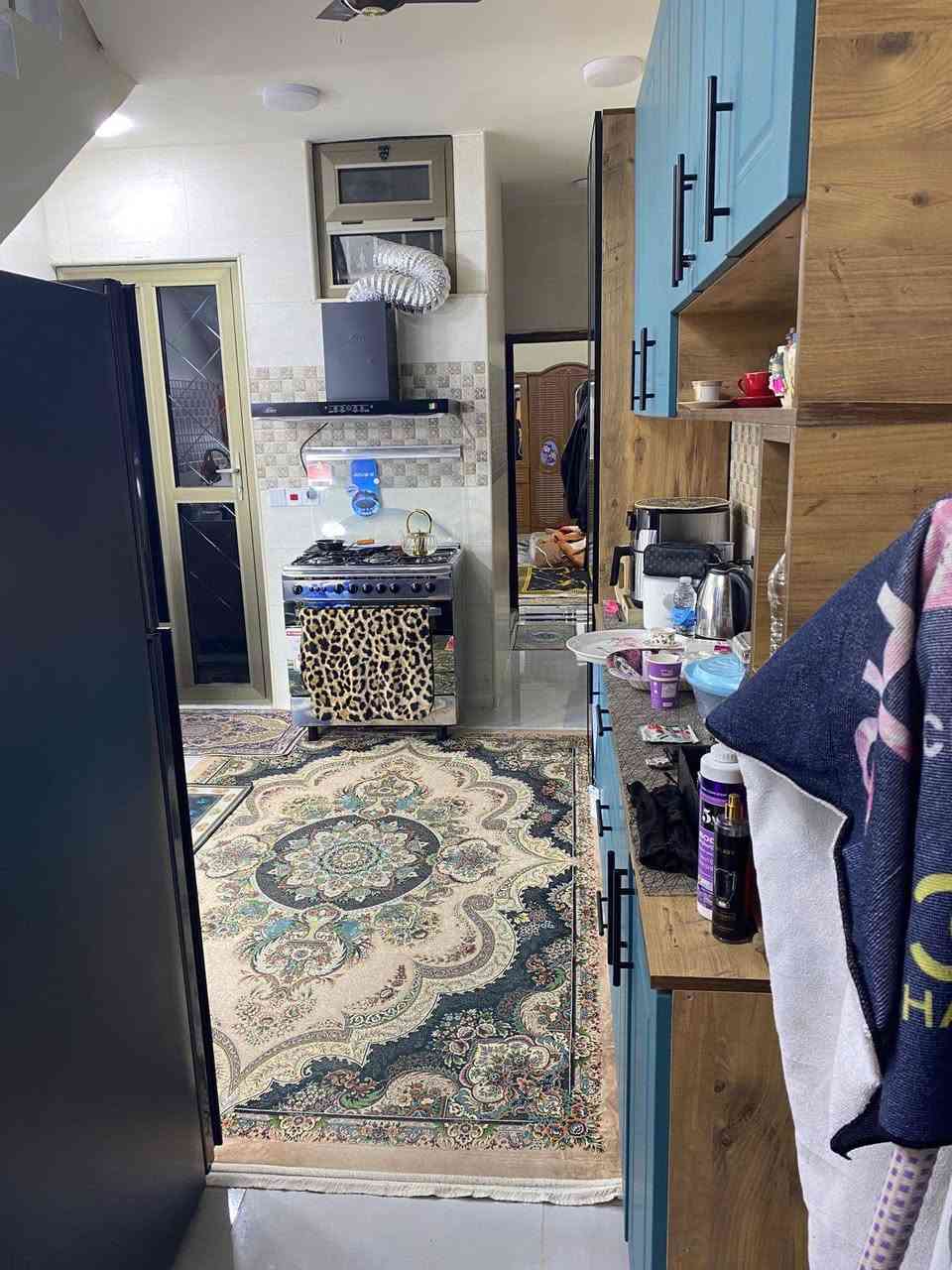 دار ٨٤ متر للبيع للبيع الغزالية شارع المرور مربع الرافدين بناء من الاساس يحتوي على صالة ومطبخ و ٣ غرف نوم و ٢ صحيات الارضية بورسلين ابواب قاصة شبابيك المنيوم للأستفسار ((***********)) او زيارتنا مكتب المختار للعقار شارع المشجر مقابل فلافل لبنان
