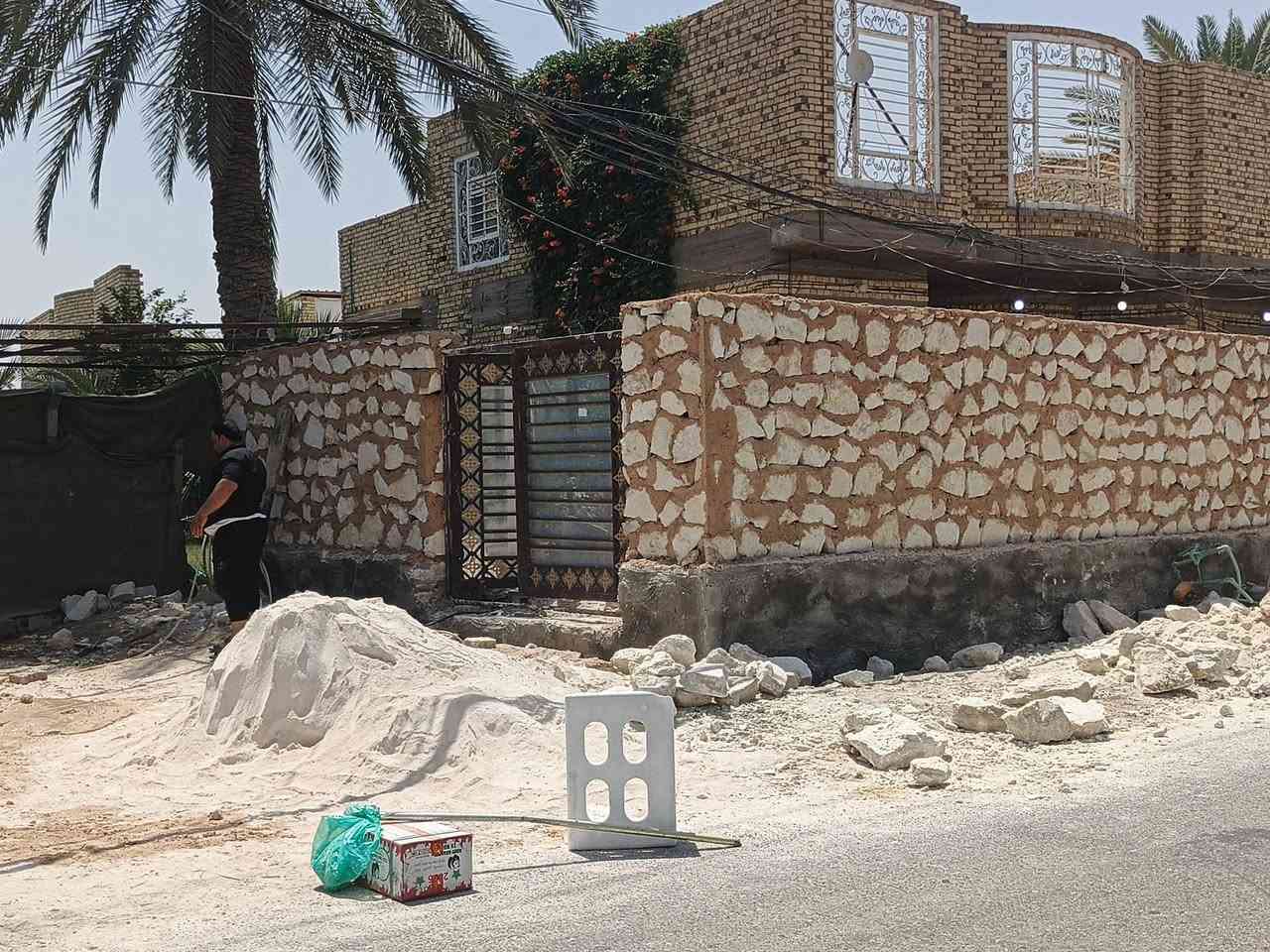 جزء من عملي بناء حجر درجة اولى لكافة أنواع بناء الحجر بأسعار تنافسية ومناسبة  للاستفسار الاتصال بالرقم *********** أو مراسلت الصفحه
