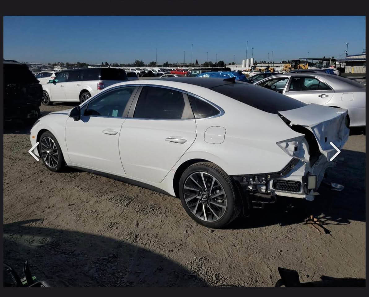 سوناتا لمتد اعلى فئه 2023 1600 تيربو 
حادث طخه بصندوك حادث موجود بصور 
السعر 187 ورقه بيه مجال 
رقمي ***********
بغداد الحبيبيه بغداد, العراق
