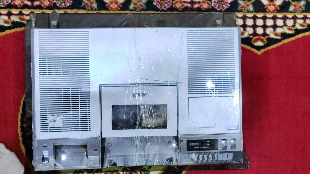 🌹سلام عليكم جهاز فيديو عملاق السوني الأصلي مال الكويت 
🌹فول نضافة الجهاز كدامك الاستفسار عل رقم ***********
او تفضل خاص
