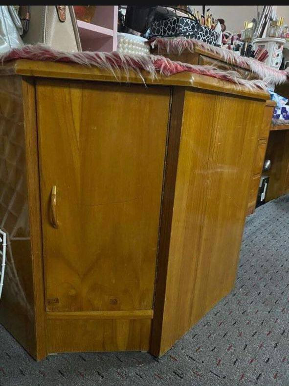 للبيع سعر ٨٥٠ الف صاچ احطاطه نهايتها ٨٠٠ الف اللي يحب يشتري يدخل خاص فقط


**إذا كنت صاحب هذا الإعلان وتريد حذفه لأي سبب، رجاءا أرسل رسالة إلى الدعم الفني**