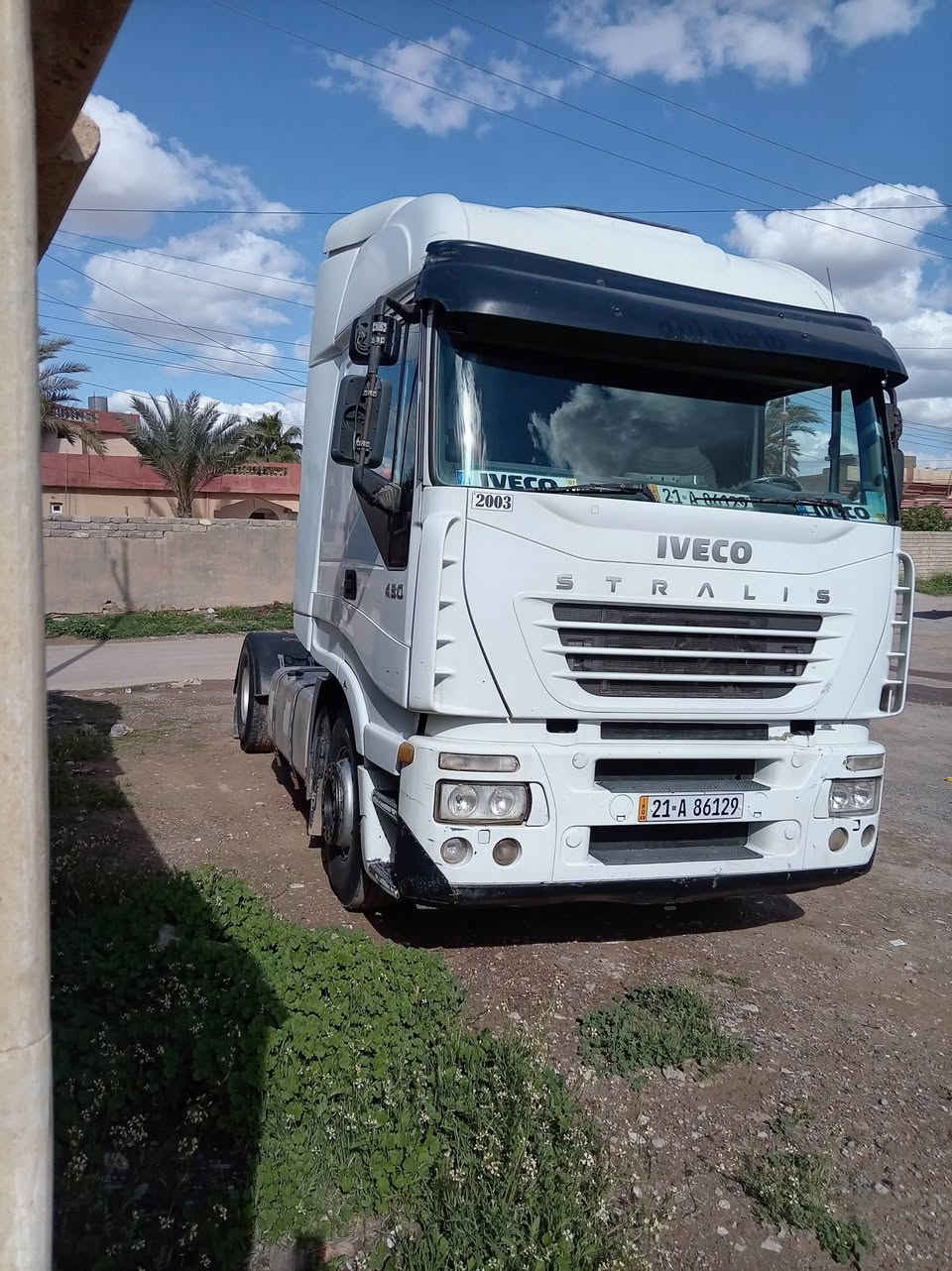 السلام عليكم افيكو 2003 سياره جاهزه للبيع اتصل مكان بيجي سنويه ل30سليمانيه فلات *********** وات ساب موجود السعر ٨٨وبيه مجال
