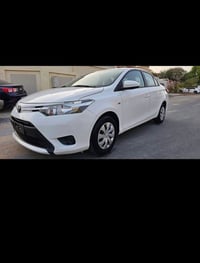تويوتا يارس خليجي موديل 2017 محرك 1.5  أوتوماتيك  ماشيه 90كم  بدون صبغ...