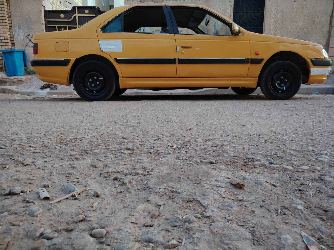 سلام عليكم بيجو بارس 2013 سياره كير مكينه مكفول لا تبخير ولا تنقيص تبريد شغال كهربائيات شغاله سعر ٢٦ وبيها مجال مكاني ميسان مكلف بل نشر هاذا رقم راعيها ***********
