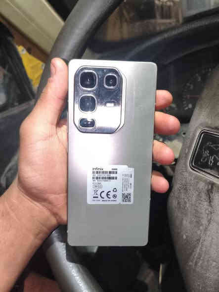 سلام عليكم عيني نفنكس البيع جهاز بعد بضمانه تلفون   كارتونه شاحنه موجوده  شحن لاسلكي  هم موجود جديد  ذاكرته 256 عشوائيه 24 مستعجل عله بيعته سعر 225 مكاني البصره كزيزه رقم الهاتف ***********
