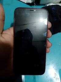 آيفون ١١ • ذاكرة ١٢٨ • فيس ايدي واكف