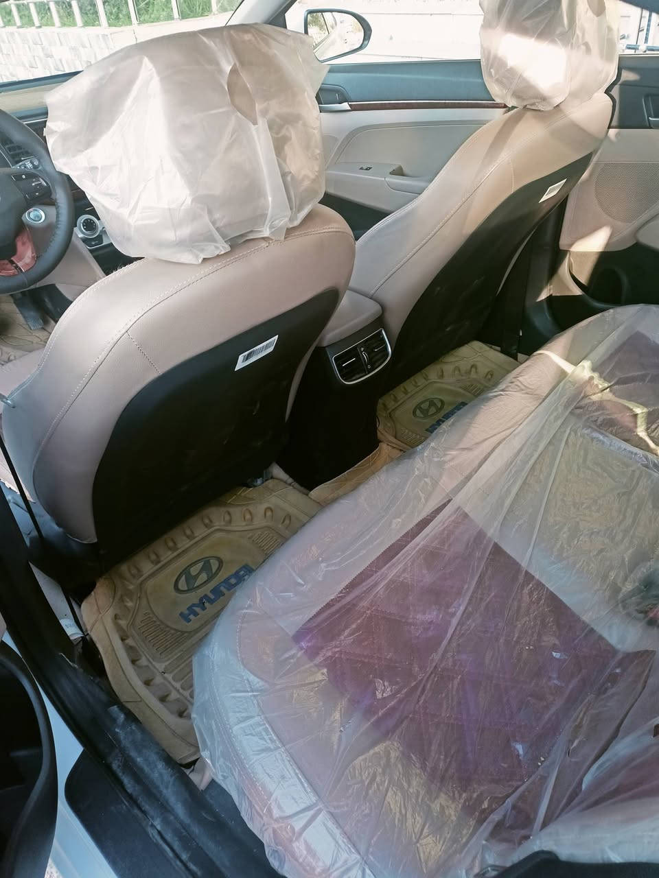 السلام عليكم
الانتره موديل 2020 
مكفوله 
رقم بصره 
السعر 163
***********
