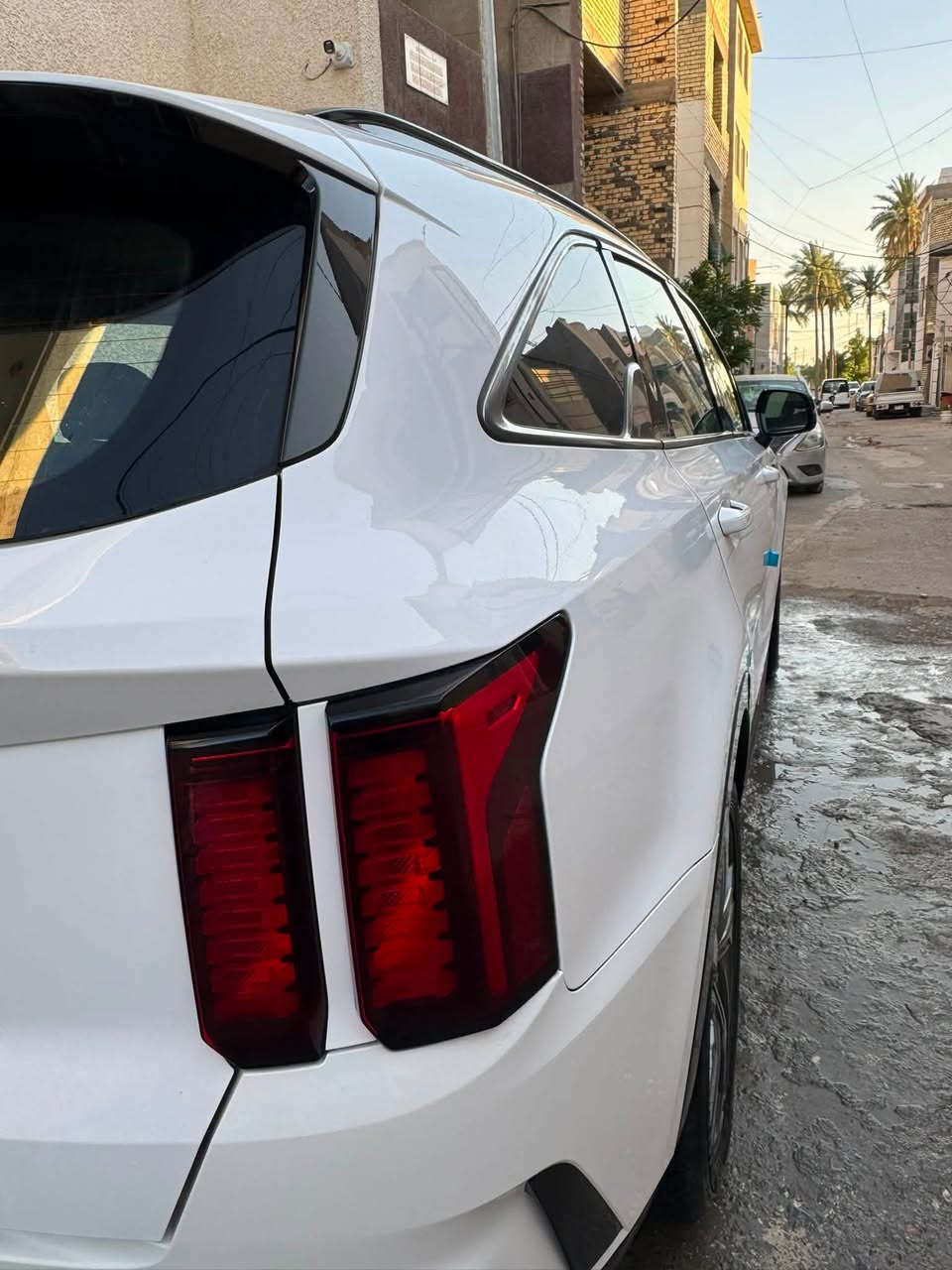 بيع فقط بدون مراوس❤️
سورنتو 2022 وارد امريكي 
محرك 2500 GDi
4 سلندر 7 راكب
ماشيه 35 الف
بيه تعمير بلشاصي لامامي لايسر بل بدايه وباقي لتفاصيل بلسورنار مذكوره
تبديل بنيد فقط ولجاملغ لايسر بي تكحيل لباقي كفاله عامه
 مرقمة بغداد  باسمي
 االحادث من ضمن الصور ولسونار 
المواصفات : 

—————————
تشغيل عن بعد بصمه ابواب وتشغيل كشنات لامامي كهرباء
1- شاشة كبيرة  
2- كامرة خلفيه  دوارة
3- ويل كب حجم 19
4-  جديدة على وضع الشركة
5- دواخل برستيج مخمل
6- تحكم ستيرن جهتين 
7- تبريد علئ وضع الشركة 
8-حساسات اطارات 
9- المازداد فول زينون ( بلاديه )
10 - كشاف زينون 
11- محرك 2500 GDI 
12 - محرك 4 سلندر   
13 - عدد نمر الكير 8 نمر
14- نظام اطفاء ذاتي
15- قياده ذاتيه
16- كاتلوك + سبير + جك بلاديات
17- مانع انزلاق ABS 
18- رادار امامي مانع اصدام
 -
20- إشارات بالمرأتين 
21-  كشنات لامامي تدفئه
22- ٧ راكب بلاد
23- اربع انظمة قيادة ( اعتيادي-رياضي-اقتصادي  )
24- 6مداخل USB
25- مدخل USB data 
السعر : 203 وبيه مجال شي بسيط حك جيتك
مكاني  بغداد الشالجية
***********
