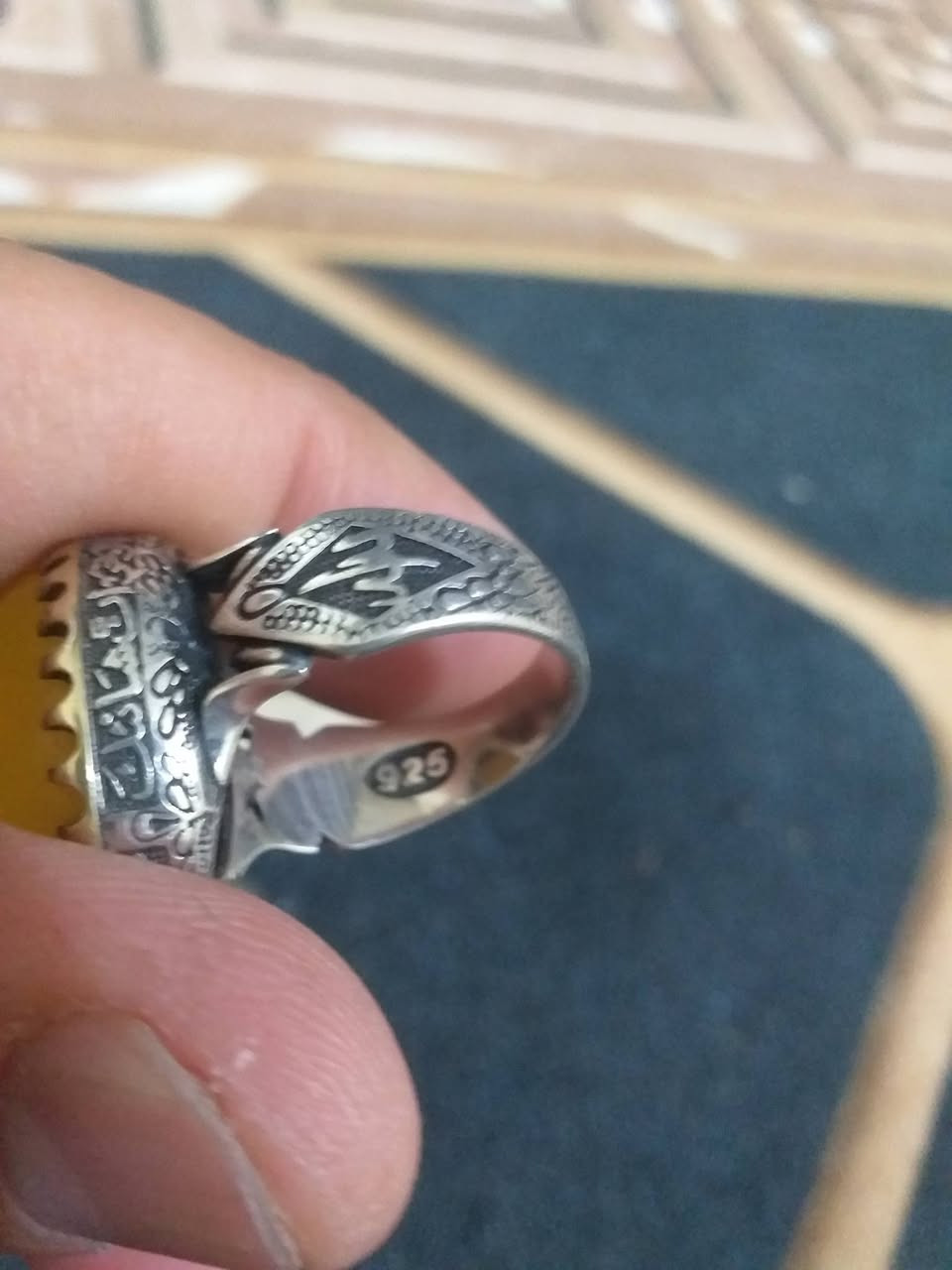 خاتم شرف الشمس للبيع مكاني بغداد الاتصال على الرقم ***********يوجد توصيل داخل بغداد
