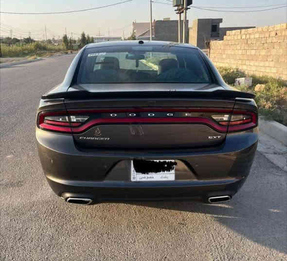 دوج جارجرsxt 2023 الاصدار الاخير 
السيارة خليجي وكالة مكفولة كفالة عامة من الدعامية الى الدعامية السيارة جديدة برغي ما مفتوح بيها 
مواصفات
تشغيل عن بعد
كاميرا خلفية + حساس خلفي 
ويل قياس 18 بدون طسه + اطارات نوع مشلن
بريك دبل بستم 
الكشنات حظن ومخليلها تلبيسه 
شاشة وسط 
ارظيات الشركة غير مستعملة + حقيبة عدة + بصمتين + كتلوكات الشركة السياره على ايدي من الشركة ماشية 33000 الف حاليا وقابلة للزيادة 
المكان ديالى المقدادية 
السعر 285
الرقم *********** بي واتساب
