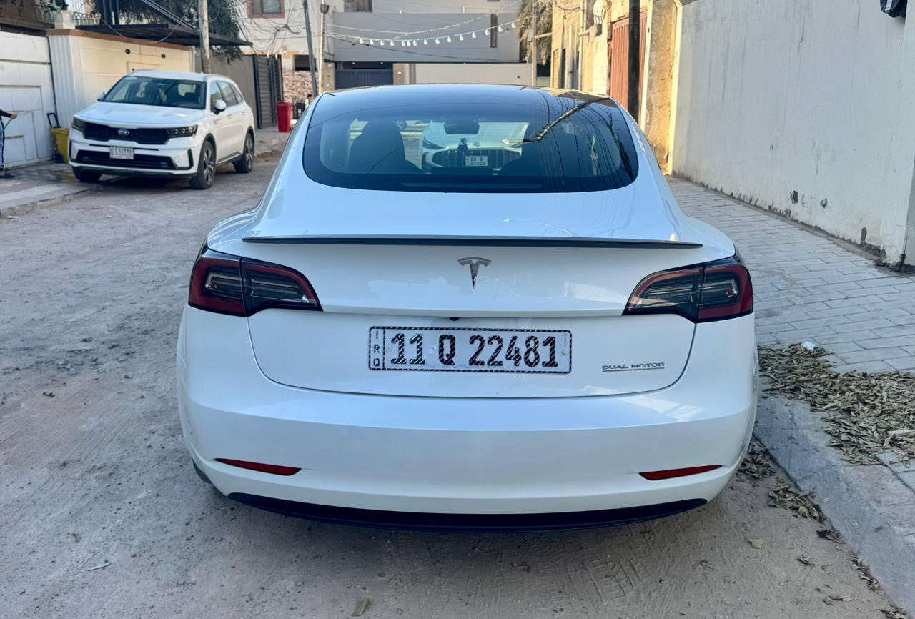 سلام عليكم
تيسلا مودل 3 بيرفورمانس لون ابيض اونلاين
نضيفه جداً السيارة
سنة الصنع : 2023
الضرر : جاملغ امامي وباب السايق بدون ايرباك بدون دواخل 
تبديل باب السائق وتصليح وصبغ الجاملغ الامامي وصبغ الباب الخلفي والجاملغ الخلفي للجماليه صور التصليح ورقم الشاصي بالمنشور 
 ســعــر 185
 الشحن الكامل 490 كيلو تقريباً 
عداد 35  الف ميل
 مرقم بغداد بأسمي 
مكان السيارة النجف
للاستفسار الاتصال: 
***********
