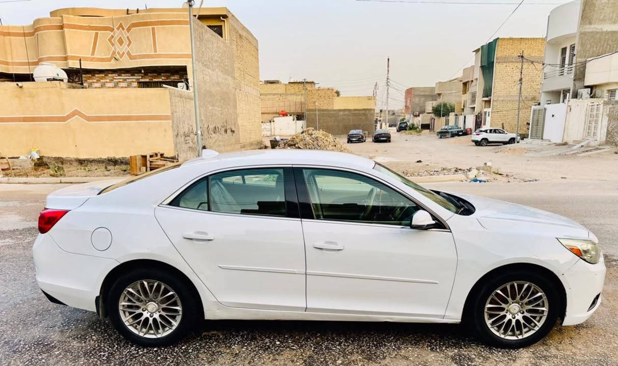 ماليبو 2014 وارد أمريكي بدون حادث
محرك 2.5 تنفس طبيعي السياره على 
وضع الشركه ما مفتوح بيه اي شي 
مكفوله من الصبغ عدا البارد و تكحيل سونار موجود  محرك كفاله برغي مامفتوح 
كير 80% ما مفتوح
السعر 98 ورقه مجال قليل مكان كربلاء 
سياره باسمي تحويل ثاني يوم كربلاء, العراق


**إذا كنت صاحب هذا الإعلان وتريد حذفه لأي سبب، رجاءا أرسل رسالة إلى الدعم الفني**