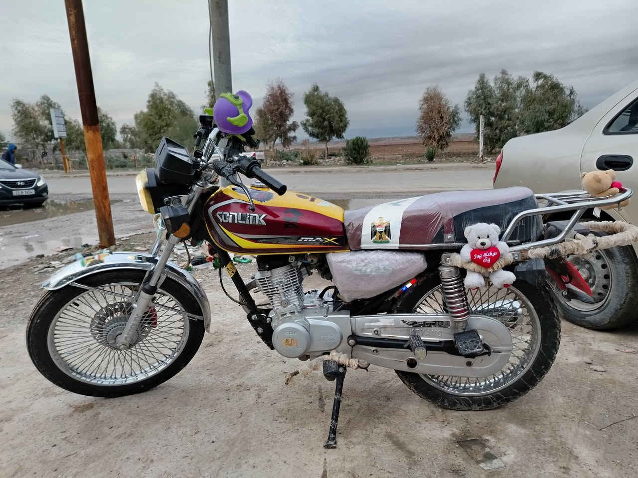 سلام عليكم للبيع سولنك باب اول 4كير  موديل 2023 محرك ما مفتوح شرط كهربيات نشرات فول رزانه سرعه فول ما بي كل عيب كلا علا بلادي درجة مرتبه سعر 550 اتصل ***********
