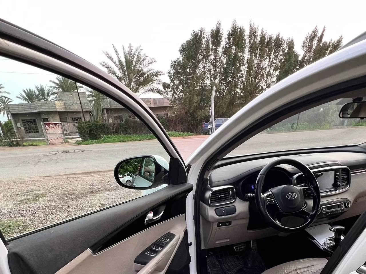 كيا سورنتو 2020 

الرقم: أربيل 

​السيارة مكفولة كفالة عامة من الصبغ ومن البارد.

​المسافة المقطوعة: ماشية150الف كم.

​المواصفات: 

​جنطة كهرباء..

​ويل 19 كروم.

​7 راكب.

​كراسي كهرباء.

​بردات جانبية بلاد.

​حساسات متكاملة.

كامره خلفيه.

شاشة .

خارطة خزن رام 

​

المكان: صلاح الدين 

​للتواصل والاستفسار:***********
