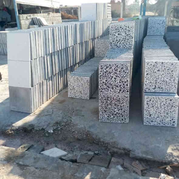 السلام عليكم كاشي وسداسي شقل درجه اولى وبسعر مناسب وعشرط العنوان السماوه فرع الوركاء للأستفسار الأتصال برقم ***********
