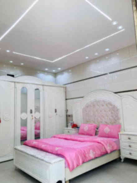 بيت للبيع طابو زراعي سند 25 بناء جديد سنة 2023 في الحلة..حي الصحه مجاور ألعاب المدهش المساحة 150م الواجهة 8.5م يتكون من: غرفتين نوم..استقبال..هول..مطبخ..صحيات داخلية وخارجية..كراج..للعلم اعمال جاريه حالياً للمجاري والتبليط ..السعر 155 مليون وبيه مجال قليل.. للاستفسار الاتصال على الارقام التاليه..
***********
***********  واتس آب
