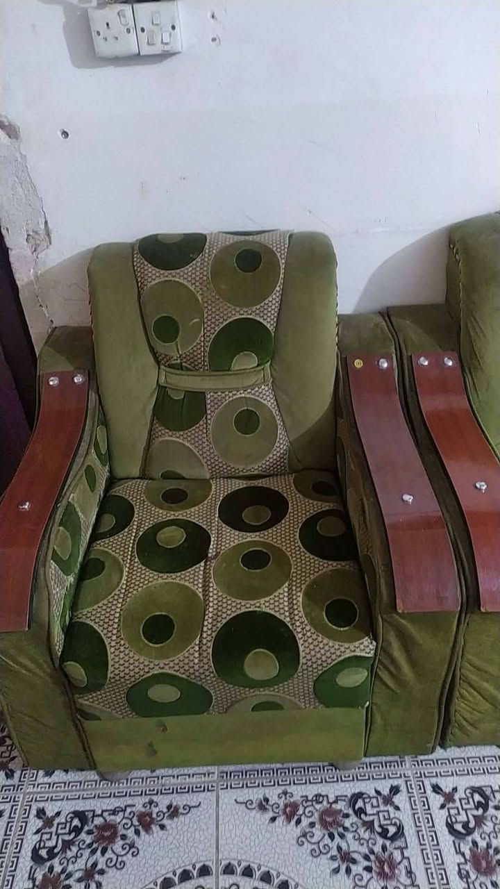 10مقاعد للبيع


**إذا كنت صاحب هذا الإعلان وتريد حذفه لأي سبب، رجاءا أرسل رسالة إلى الدعم الفني**