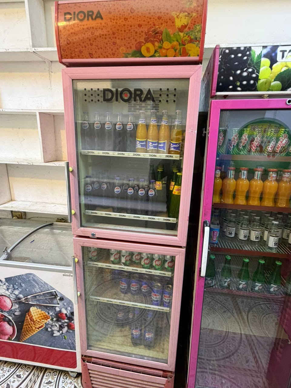 برادات مشروبات غازيه وعصائر للبيع بعدهن جدد قليل الاستخدام لمعرفه الاسعار الاتصال على الرقم ***********
