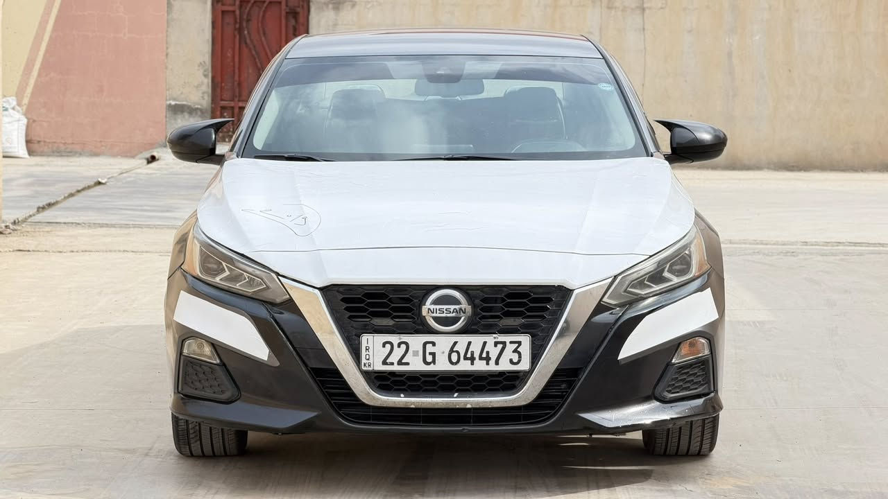 سلام عليكم
للبيع 
نيسان التيما 
موديل 2019
مواصفات SR
جلد 
شاشه 
تحكم ستيرن 
رادارات 
تشغيل عن بعد 
ويل كب 
صور السونر و الضرر بل منشور 
ايرباكات سليمه 

تخم تايرات جديد 
صدر امامي خلفي جيد 
سعر 118 وبي مجال 
مكان السيارة دياله خانقين 
***********
