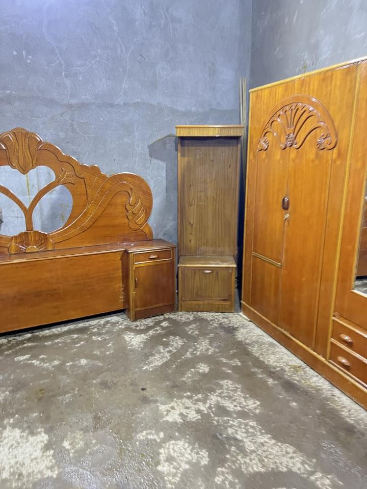 سلام عليكم غرفه مستخدمه نظيفه السعر ٥٥٠ العنوان الحله ***********
