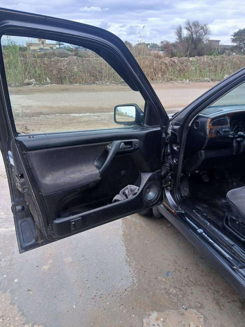 اسلام عليكم فنتو 93بغداد انكليزي بسمي تحويل مباشر محرك 1800 كير عادي تخم تاير صدر جديد كهربائيات كامله تبريد ثلج شاشه دشبول جام كهرباء السعر 40لتواصل ***********
