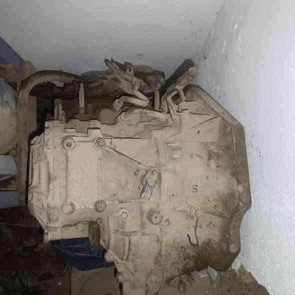 كير افيو ضمان على التشغيل
سعره 250 مكاني ديوانيه 
***********
