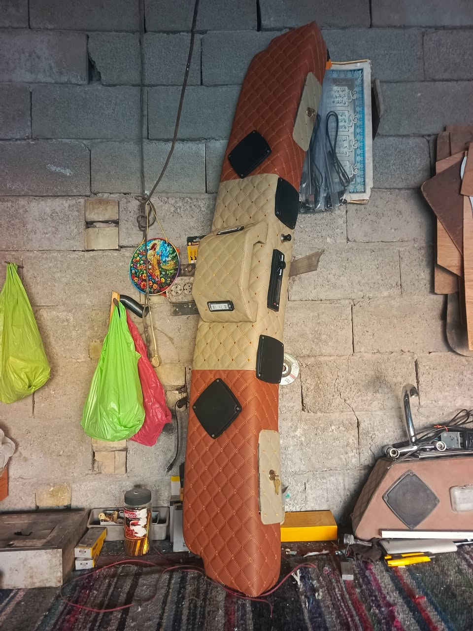 يوجد عمل دشبول حسب الطلب مان وسكانيه وشفل اقجم والبي وفالفو العنوان بغداد المعامل سوق الباويه الاتصال. ***********
