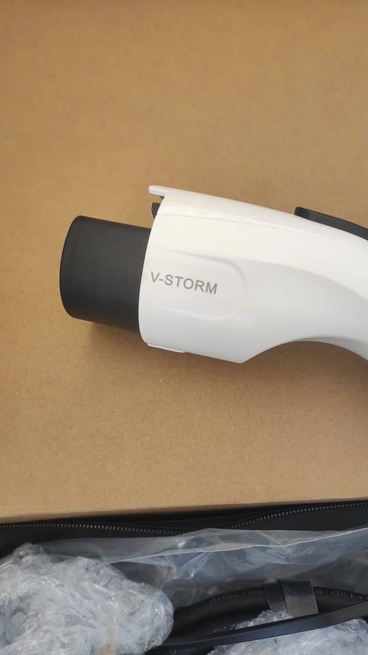 العاصفة وصلت الV-STROM🌪️⚡الشاحن الاصلي الغنية عن التعريف استيراد خاص من شركةBYD فول مواصفات تحكم واي فاي من ٦ الى ١٦ امبير💪😮 للحجز والاستفسار مراسلة الصفحة او عن طريق الواتساب او الاتصال
***********
