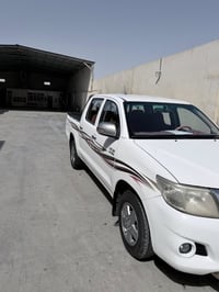 بيكم موديل 2015 السياره نضيفه ماا بيه نقص تشغل وتطلع  كير وحداديه ومكي...