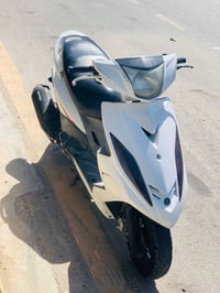 دراجة جيتي ار بعده بحالة الوكالة مكفوله كفاله عامه شلعه ومعدل شك الكاع...