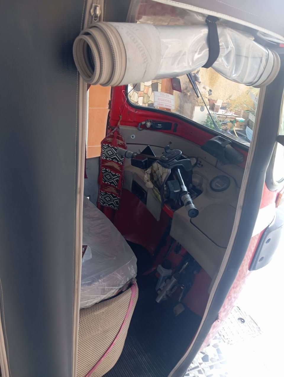 السلام عليكم تكتك 2018 للبيع كهربائيات كله شغاله مكينه خير من الله السعر 4700وبيه مجال بصيط المكان ديالى بعقوبة تقاطع القدس منطقه السبتيه الاستفسار الاتصال ع الرقم ***********
