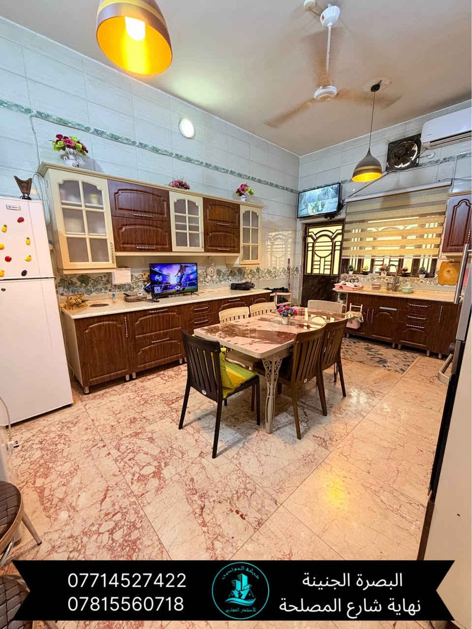 🔷(بيت ركن للبيع)🏡// بناء حديث //الواجه حجر ومرمر//

🌀المساحة (300) متر //طابقين // سنة البناء (2023) //

🌀( الموقع الجنينه قرب شارع المصلحه  ) // موقع راقي جداً // 

🌀(  / يحتوي الطابق الارضي على / غرفتين منام / هول / ديوانيه   /مطبخ حار بارد/ صحيات عدد (2) / حديقه / كراج  /الطابق الثاني يحتوي على / اربع غرف منام  / صحيات / صاله كبيره//

🌀(جنس العقار طابو ملك صرف)

🌀 السعر (760) مليون قابل للتفاوض //

⚜️عنوان شركة الجوادين للاستثمار العقاري ⚜️ 
( الجنينه نهاية شارع الـمصـلحه/ قـرب سـوق الجـبيلـة) 

لـلطلـب والاستفسـار الاتصال على الارقـام التـالـية 🔻

واتـساب + اتـصال ***********
واتـساب+اتـصال ***********
واتساب + اتصال ***********                                                               واتساب + اتصال *********** البصرة, العراق
