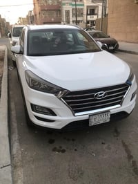 توسان موديل ٢٠١٩ خليجي فول مواصفات عده الفتحه ضرر مبين بالسونار المرفق...